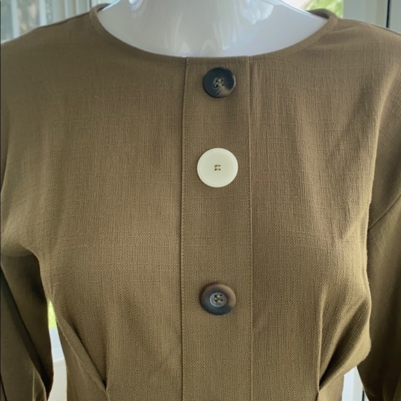 ZARA - Dark Green w/ Colorful wooden Buttons - Picture 2 of 6